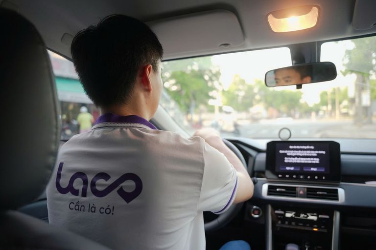 Dịch vụ lái xe hộ